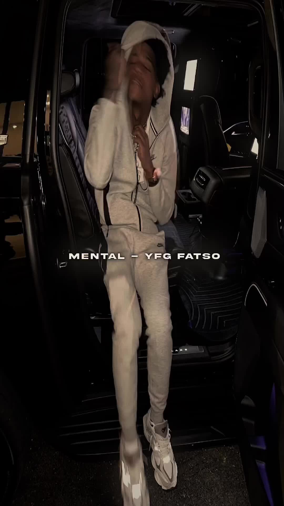 @️