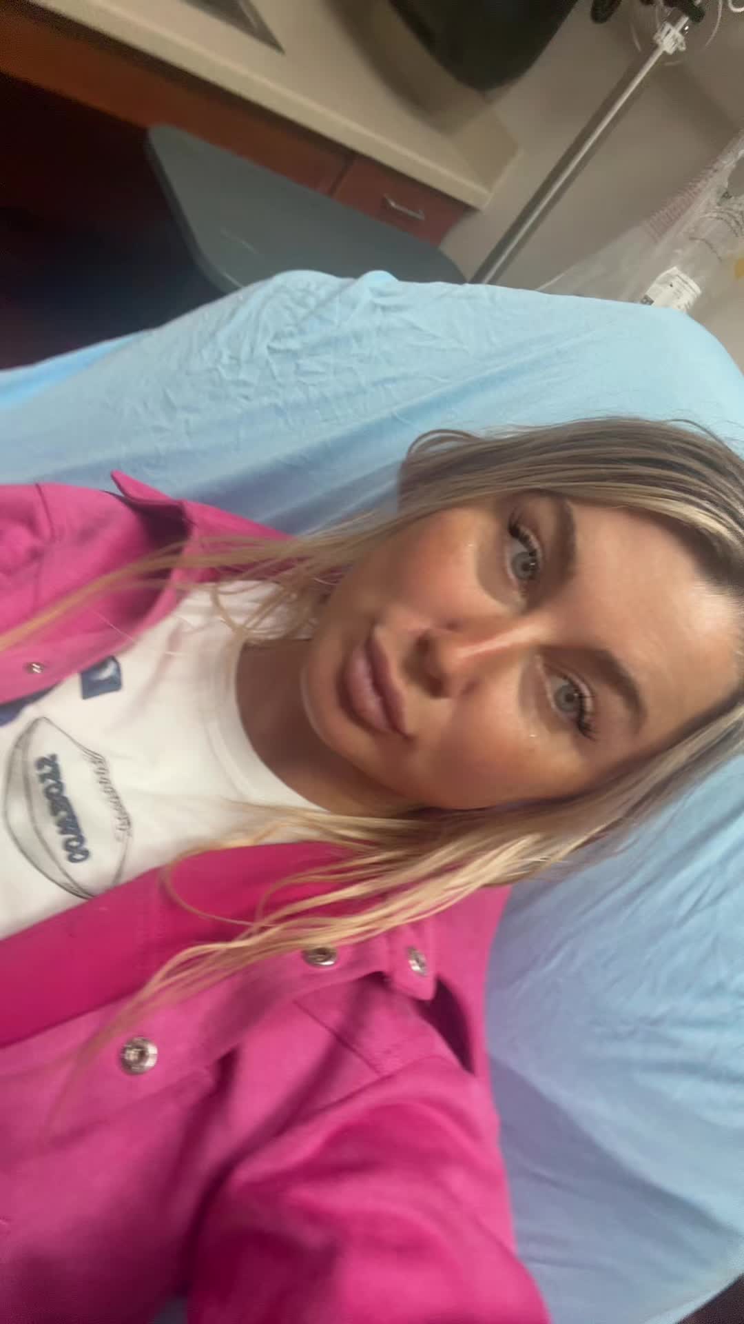 @Laceybarbieee