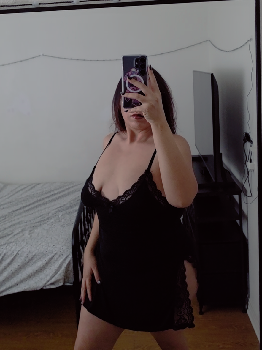 @Cherry_Bomb🍒