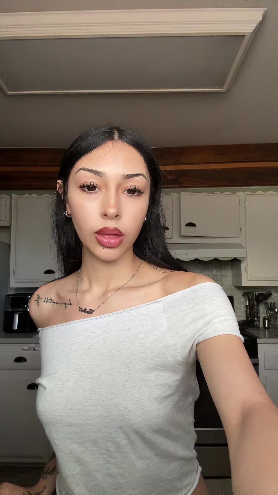 @iheartcatia