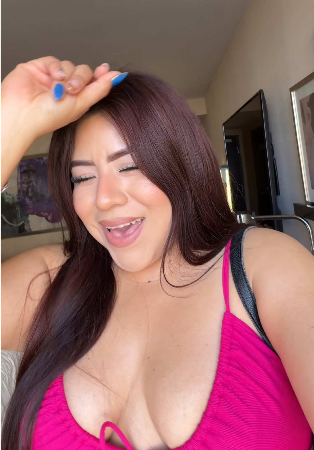 @Laura Sarahí