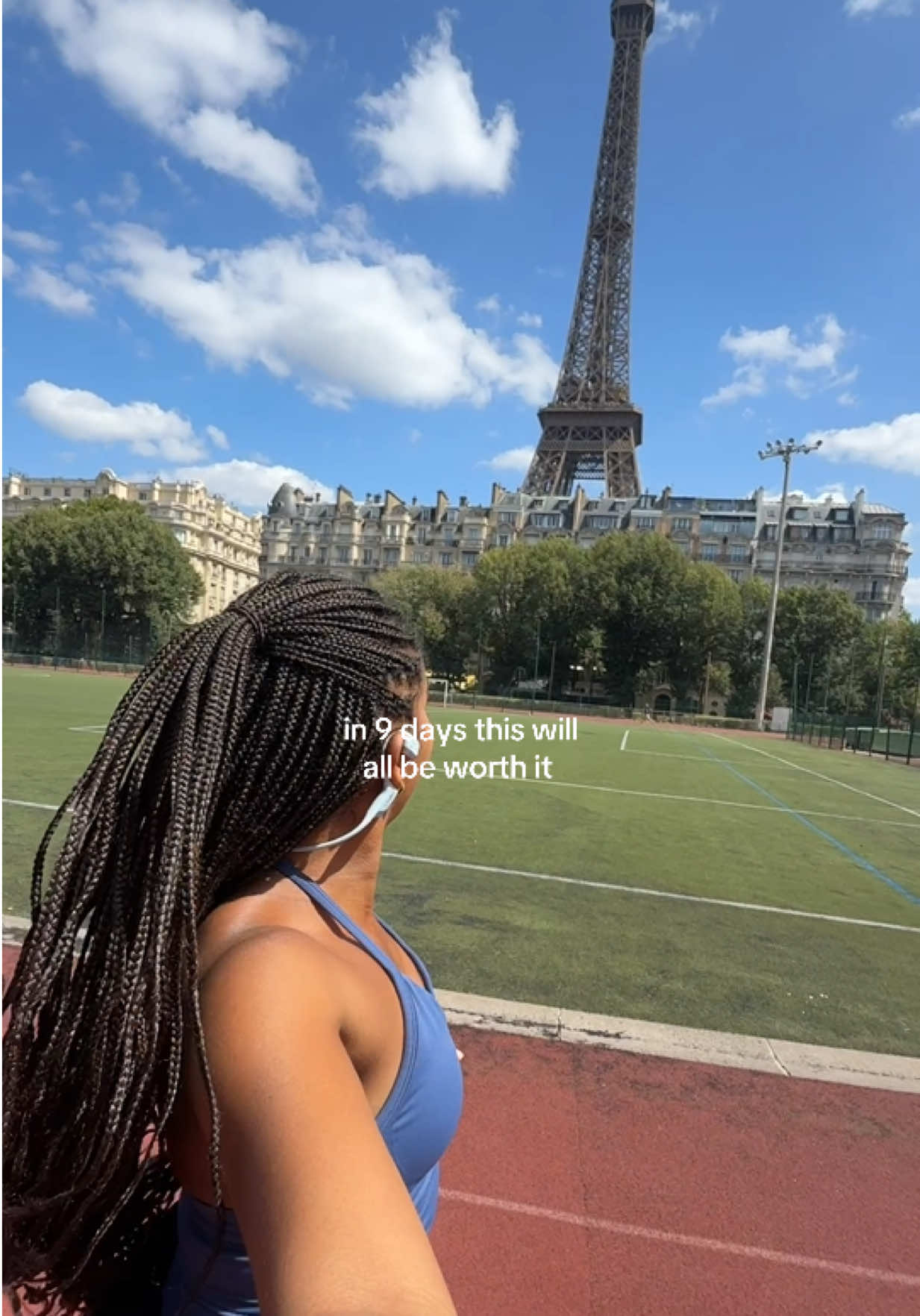 @Yana | Travel + Running Gal 🌟