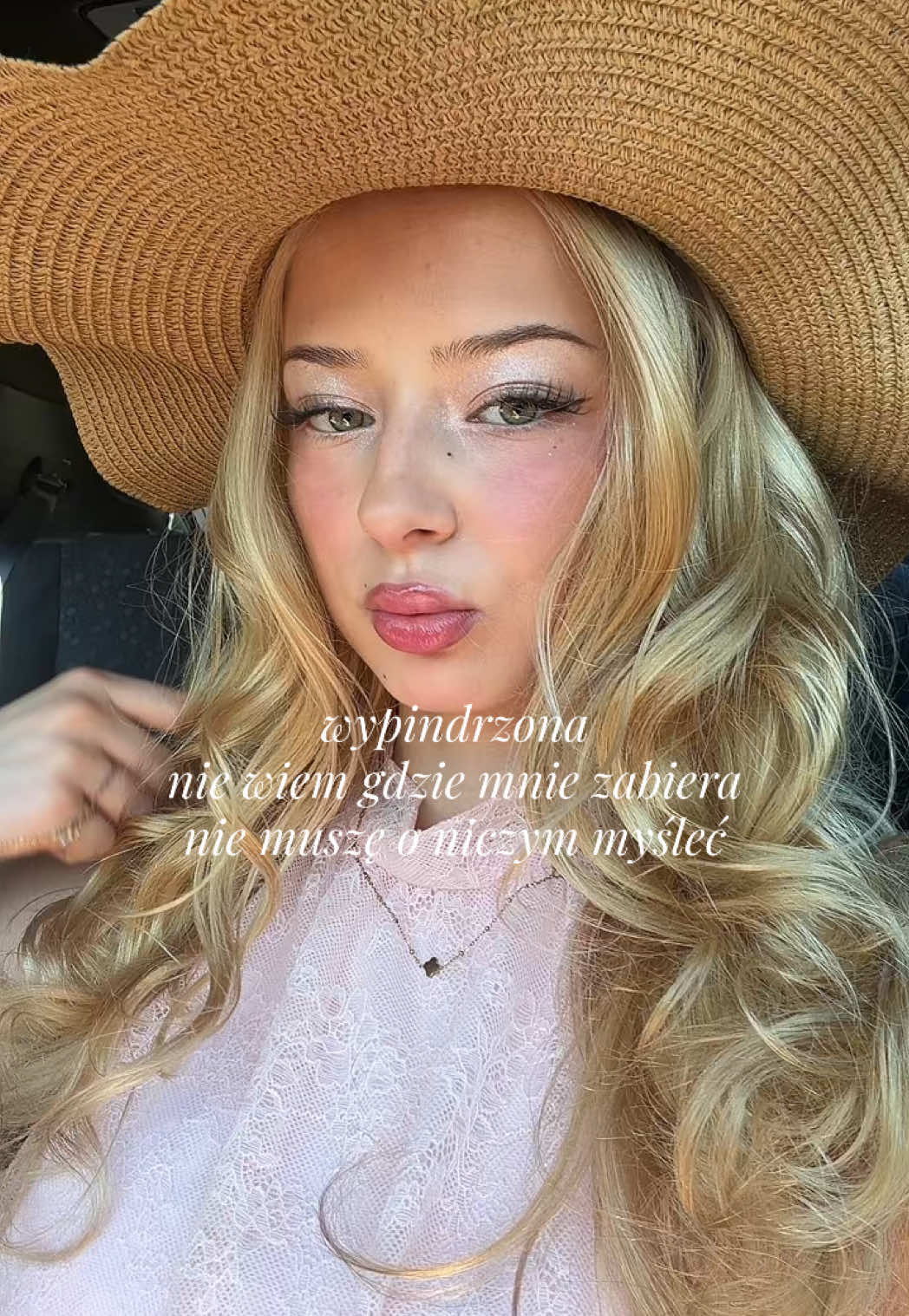 @Vicrossie🪽