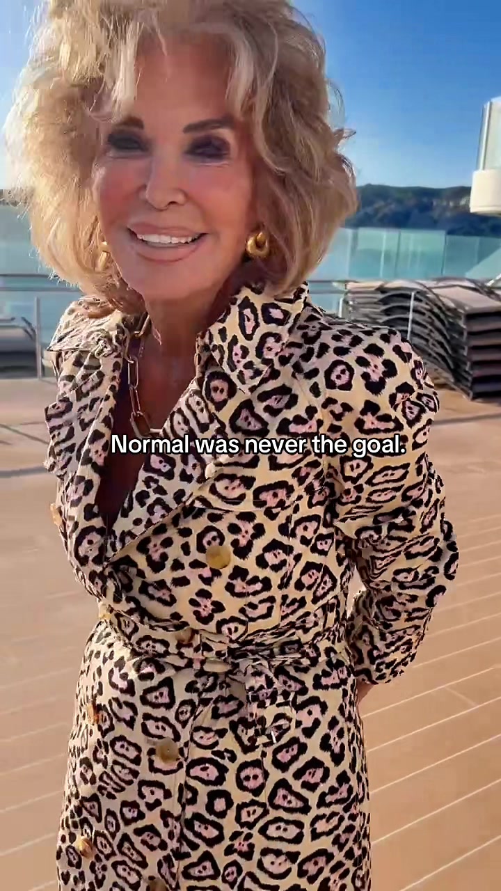 @suebellepalmbeach