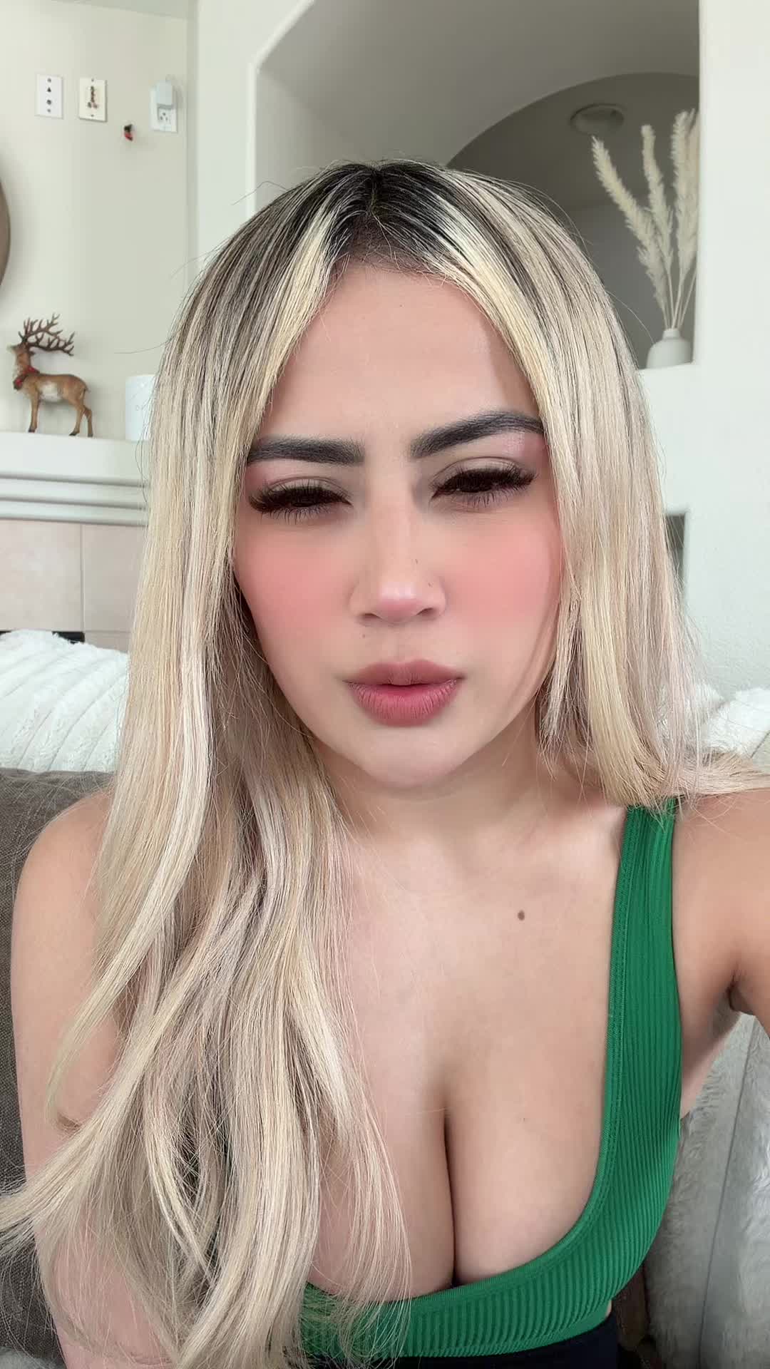 @Cuteelf03🦁🩵🚚✈️