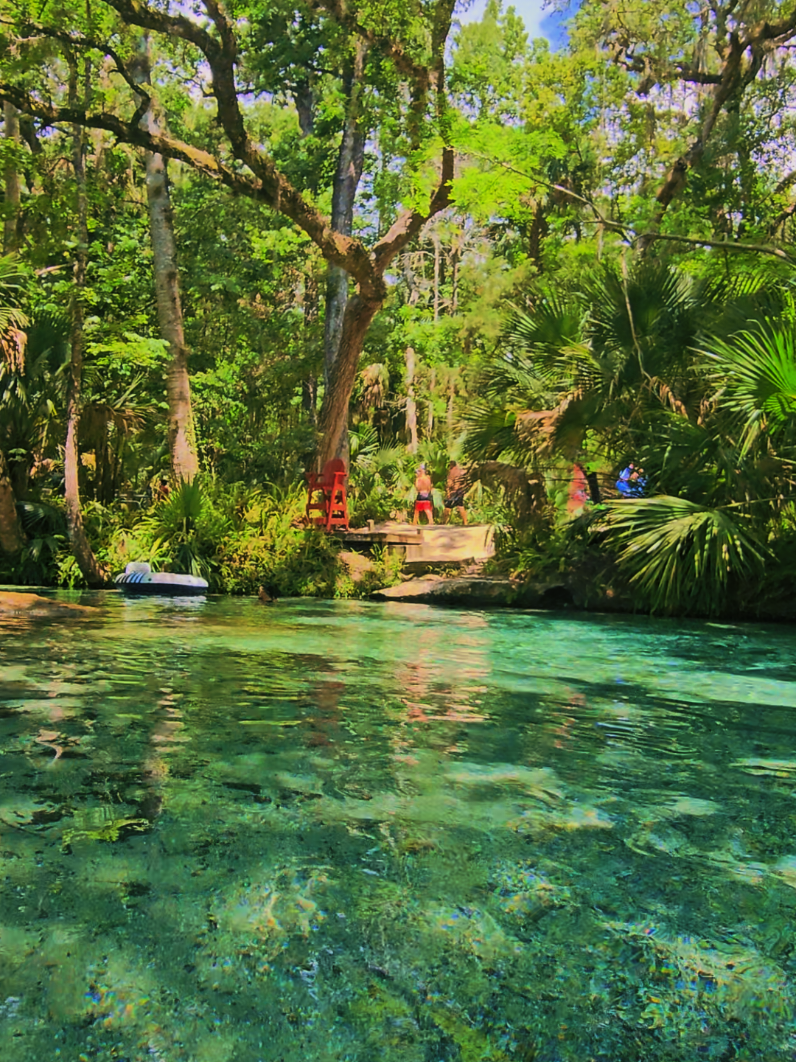 @nomadic.travelers