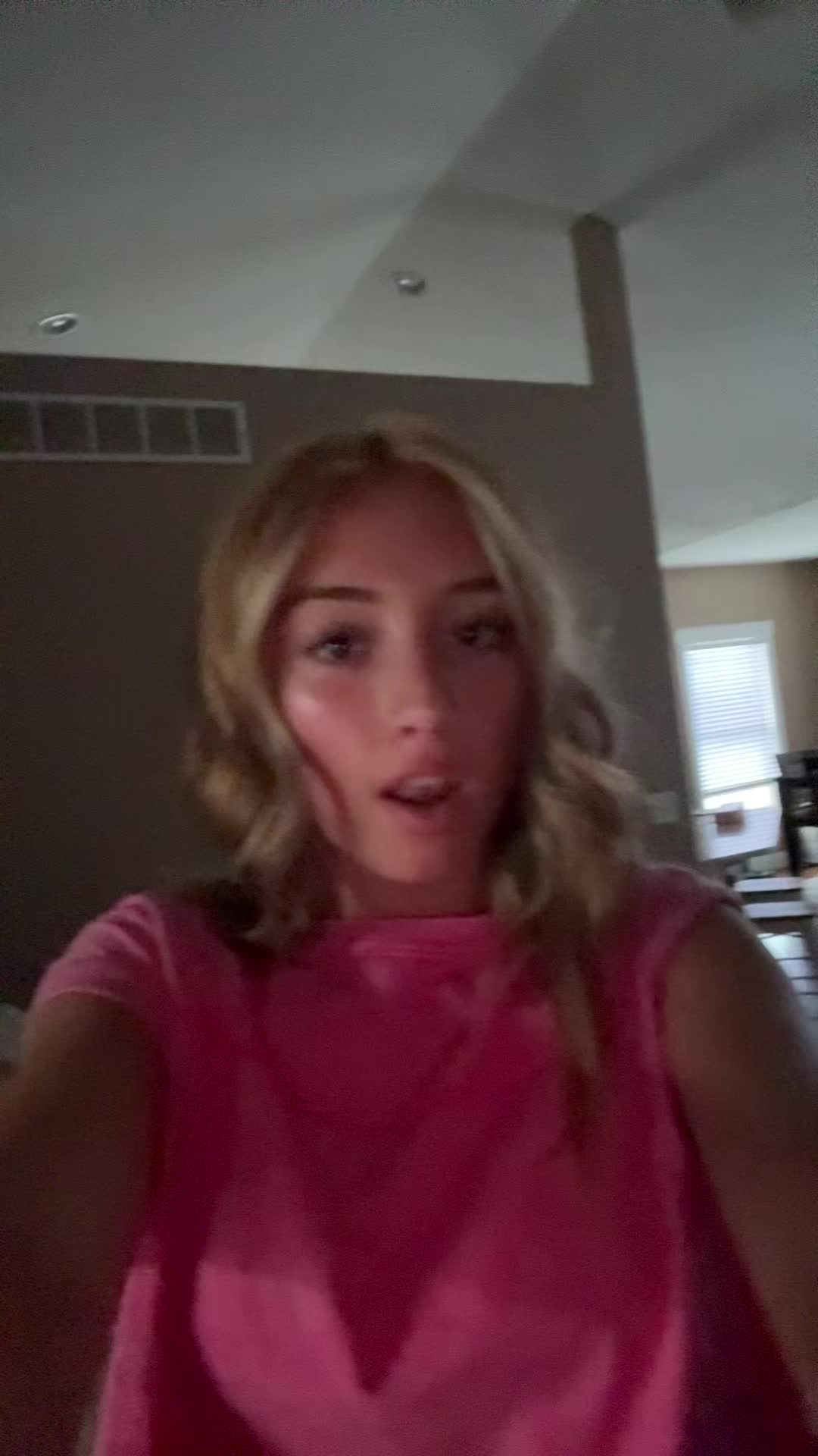 @😗💚
