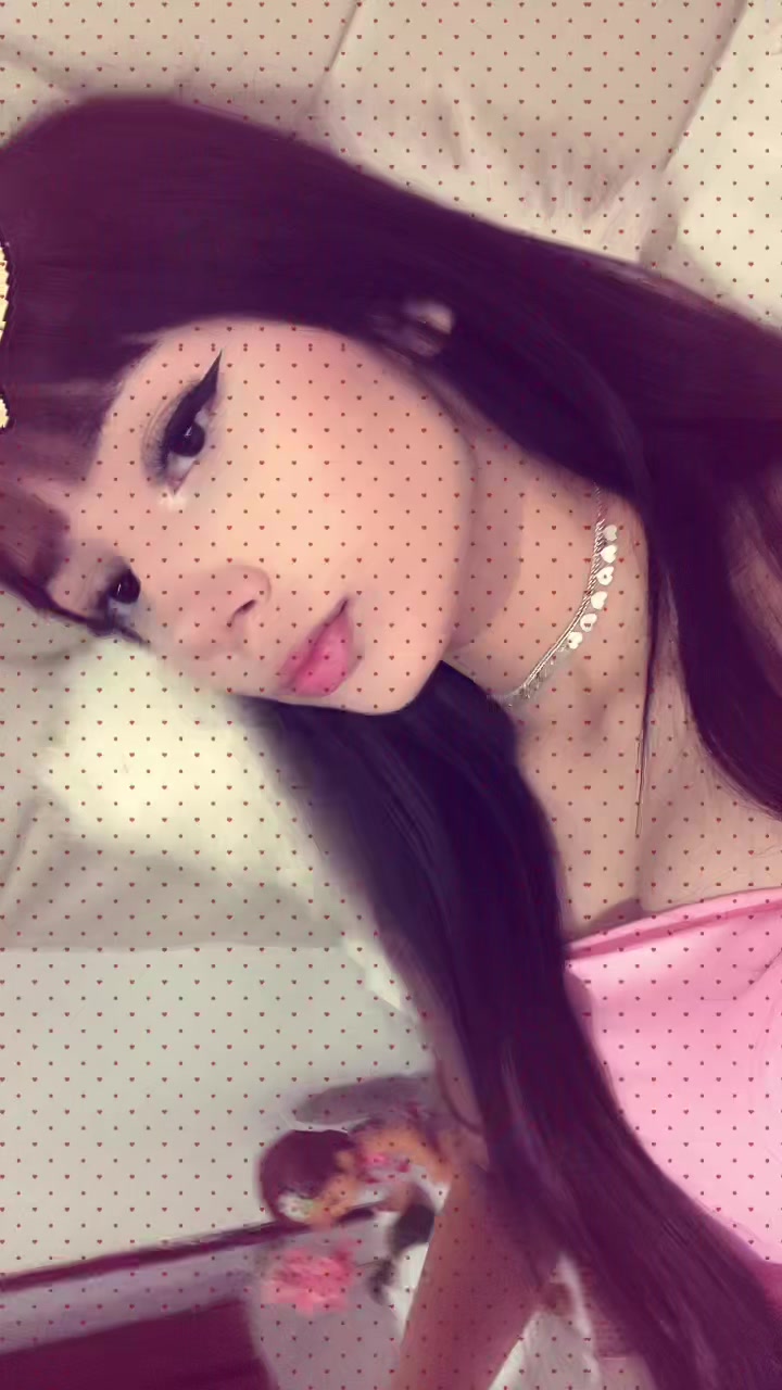 @Bella🧟♀️