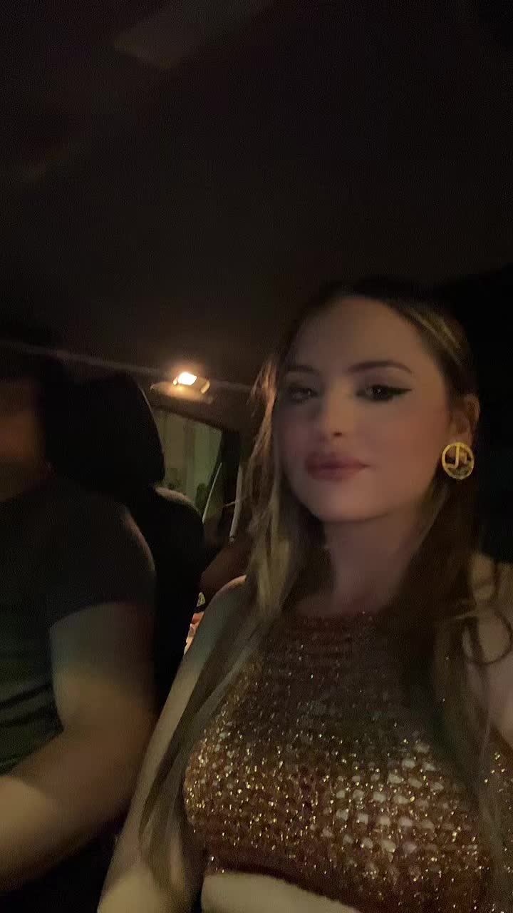 @Miriam Abbate641