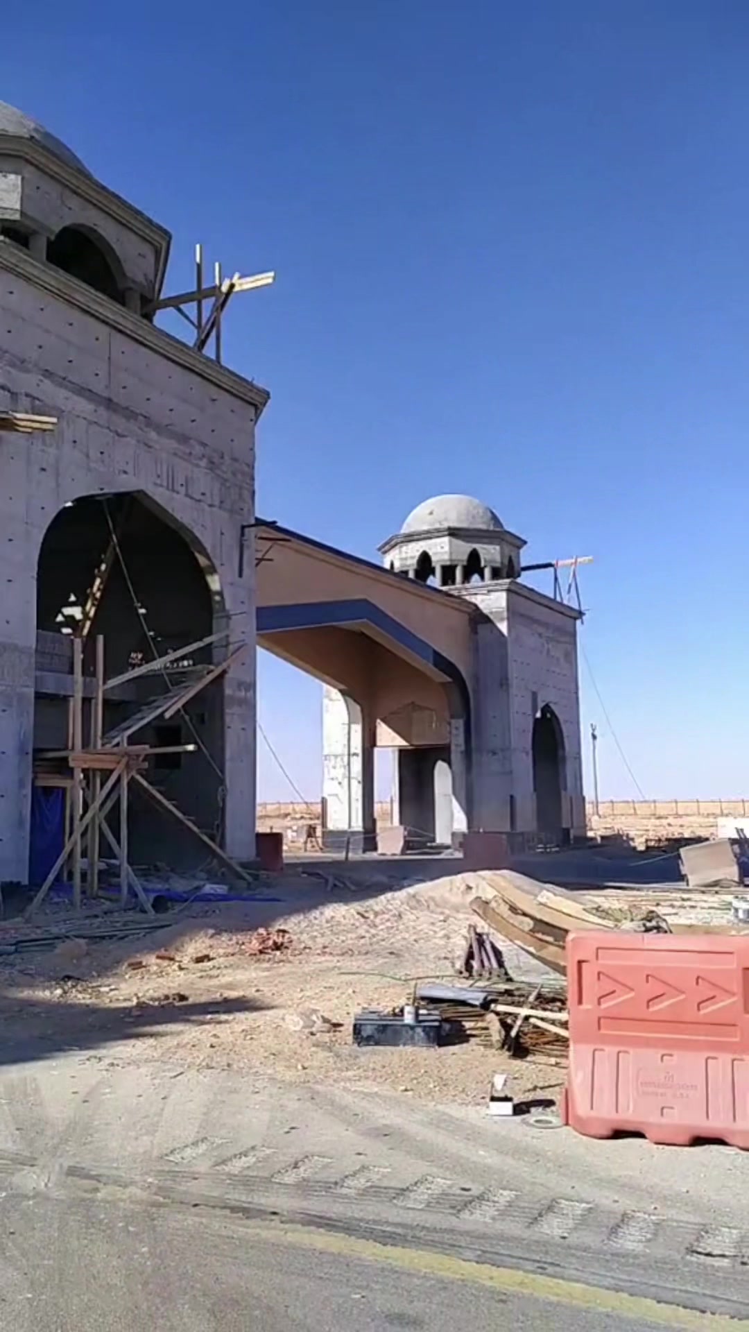 @المعلم أيمن طبنجة