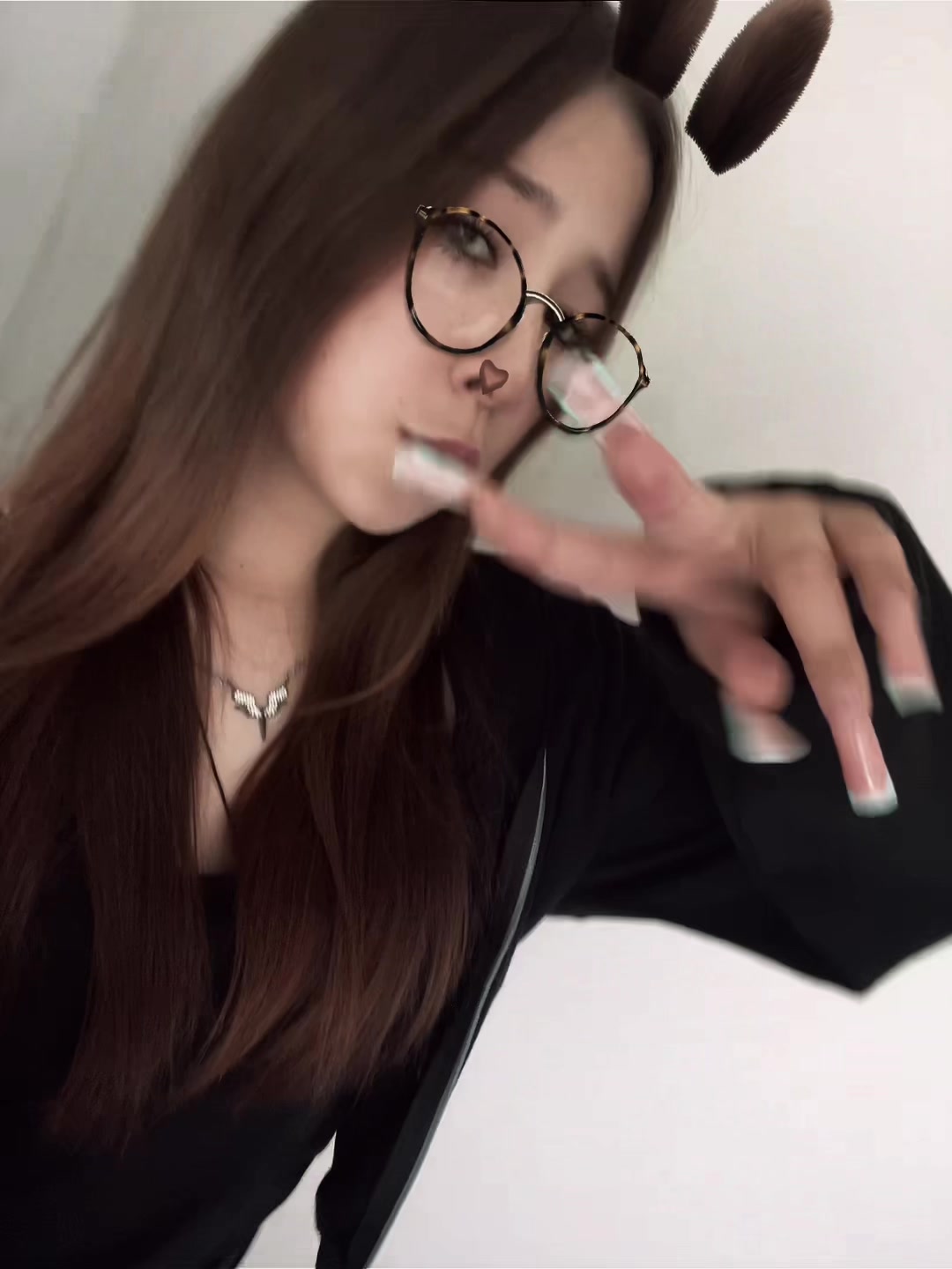 @🅱️£vv0@3🅾️$
