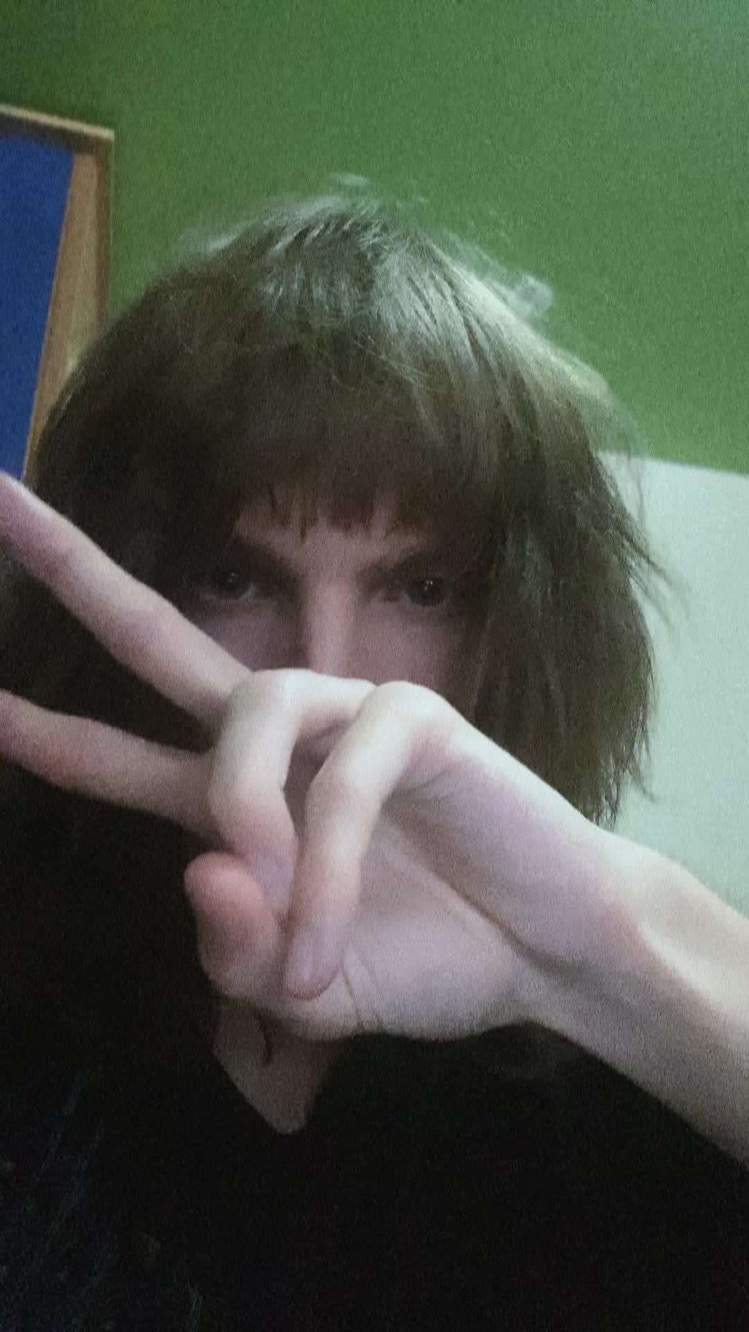 @apathetic⭑