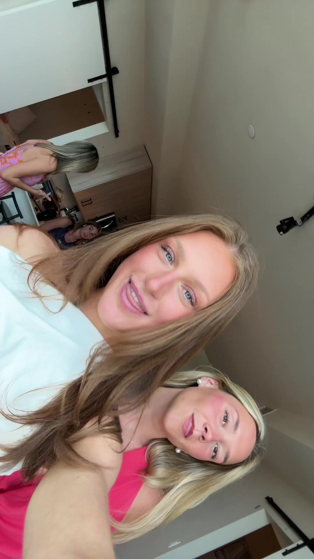 @Sophia