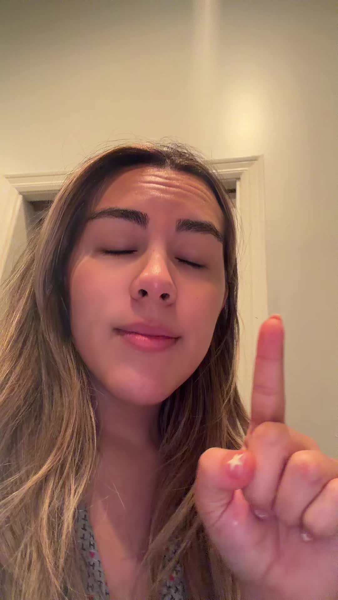 @Ana Karen