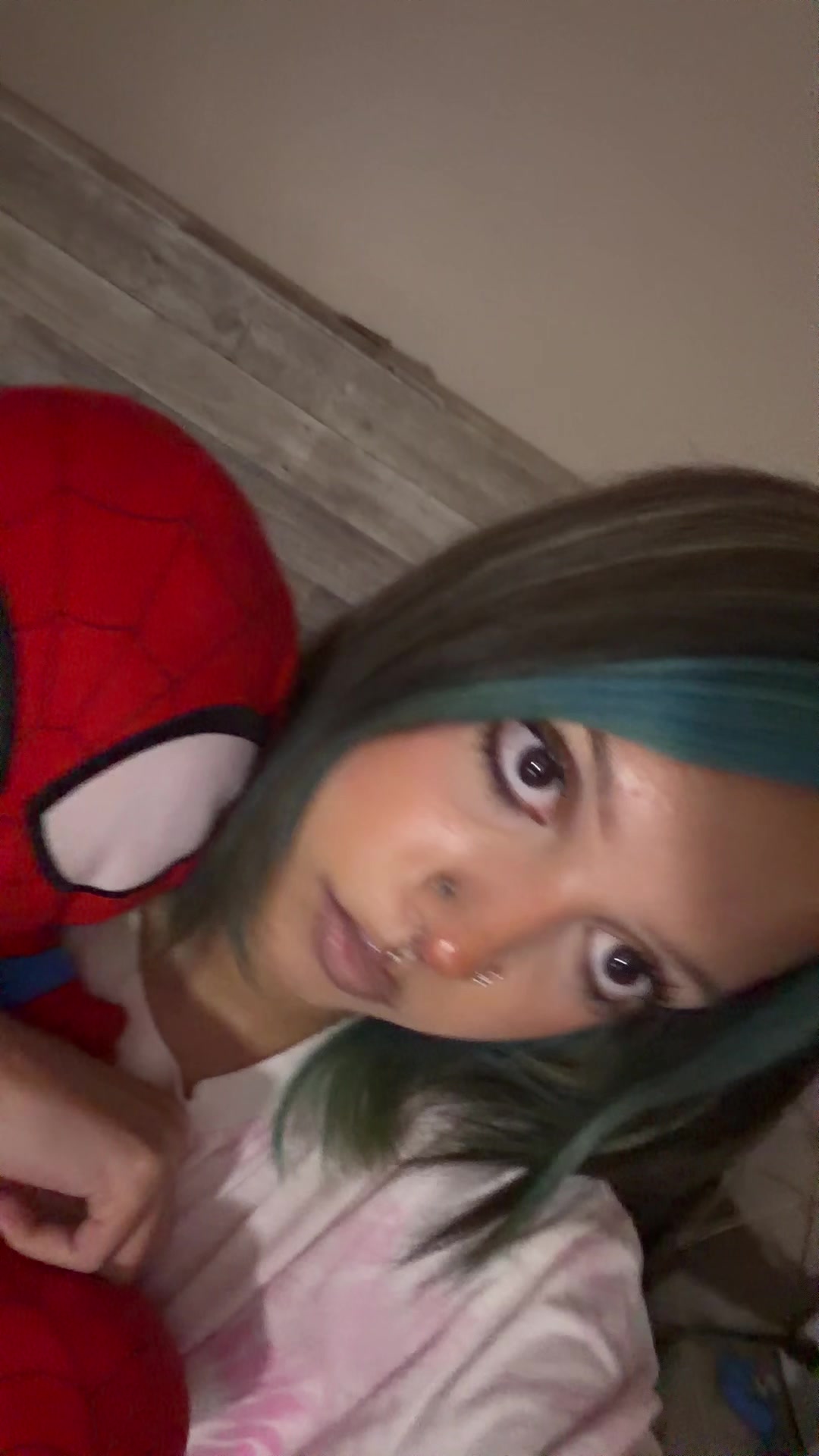 @2sick2kiss