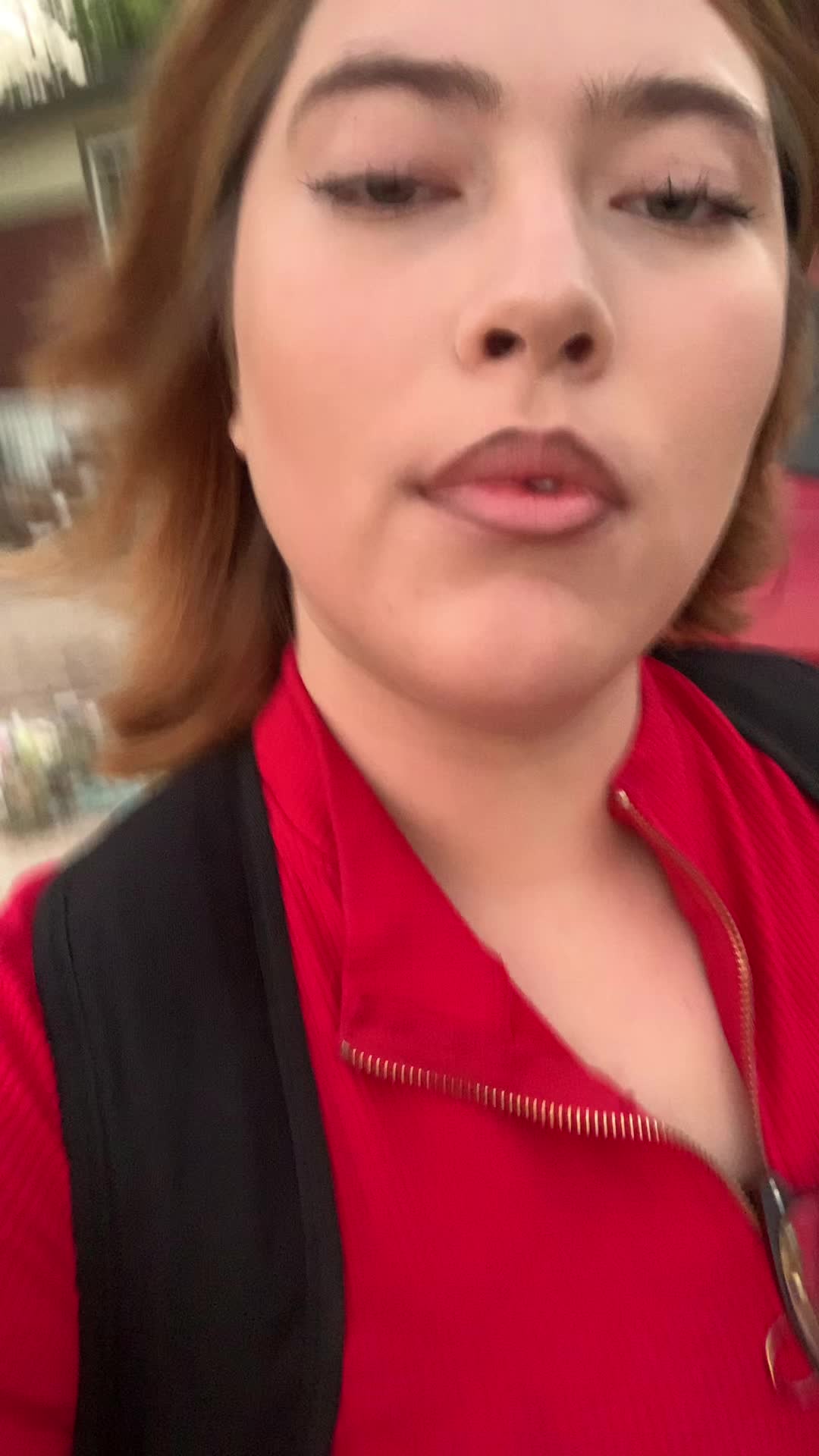 @Julieana