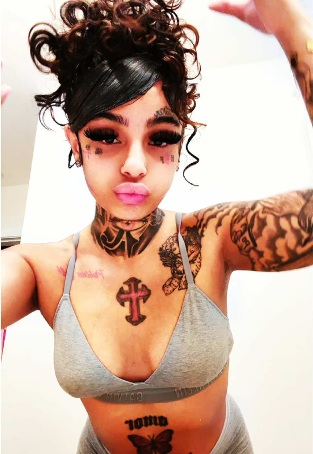 @skrilladoll1