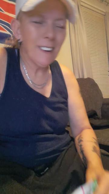 @$moke