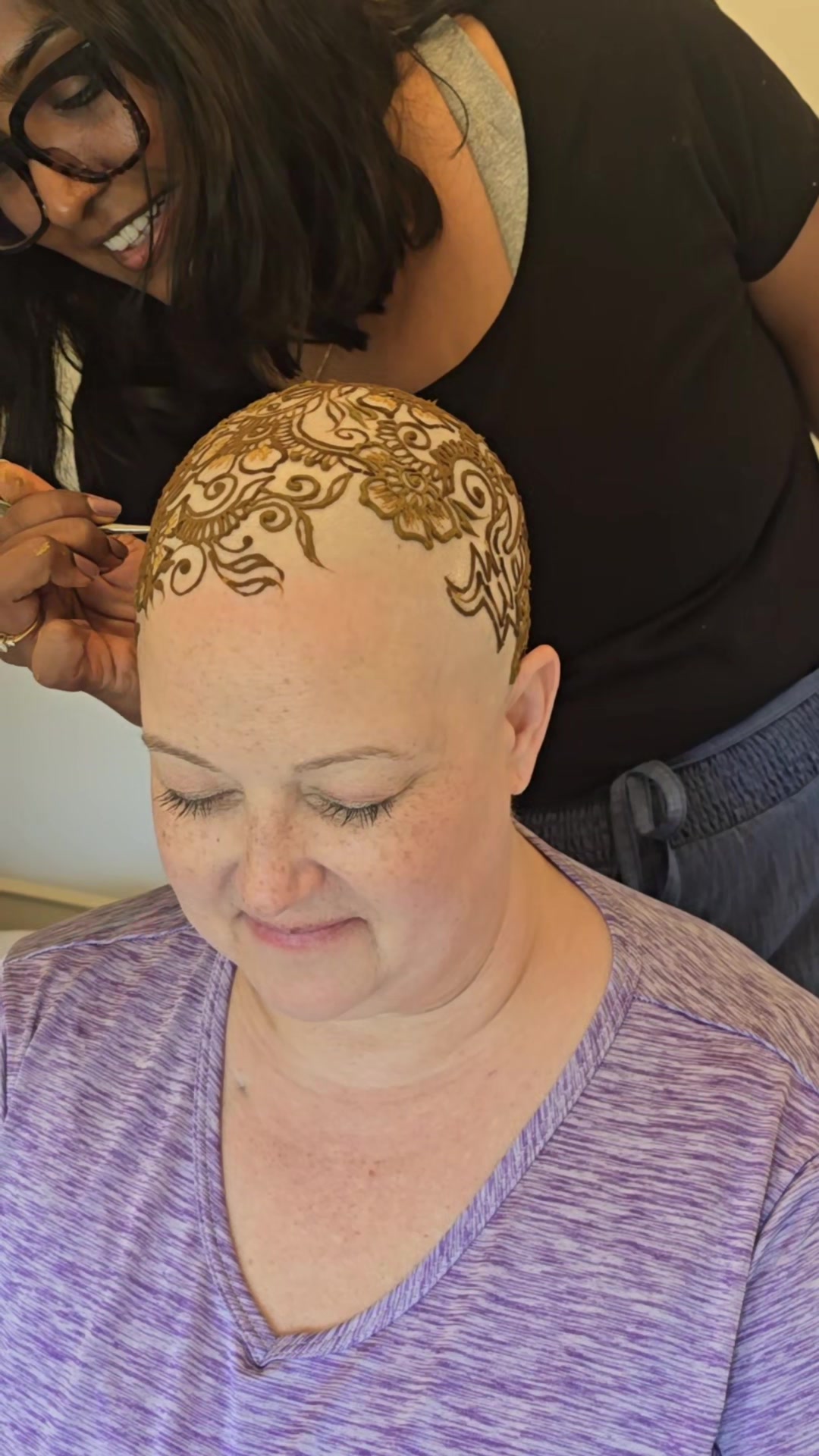 @essentialhenna