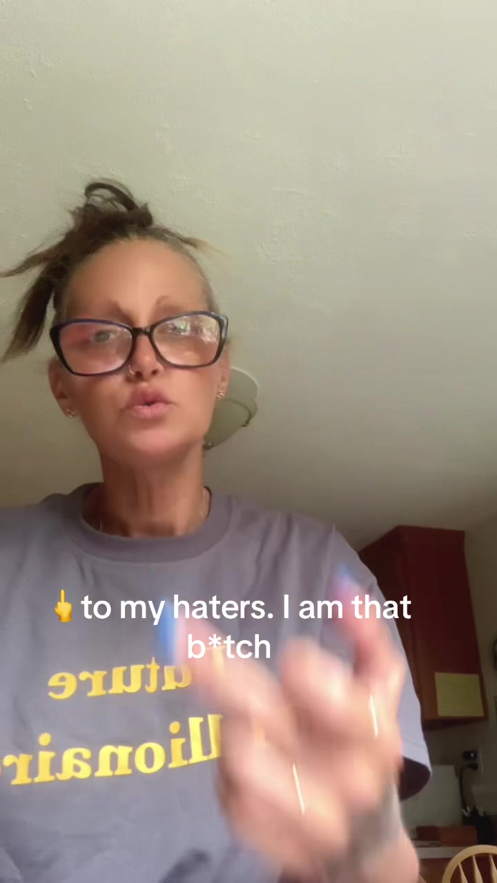 @Clickclackchiclets