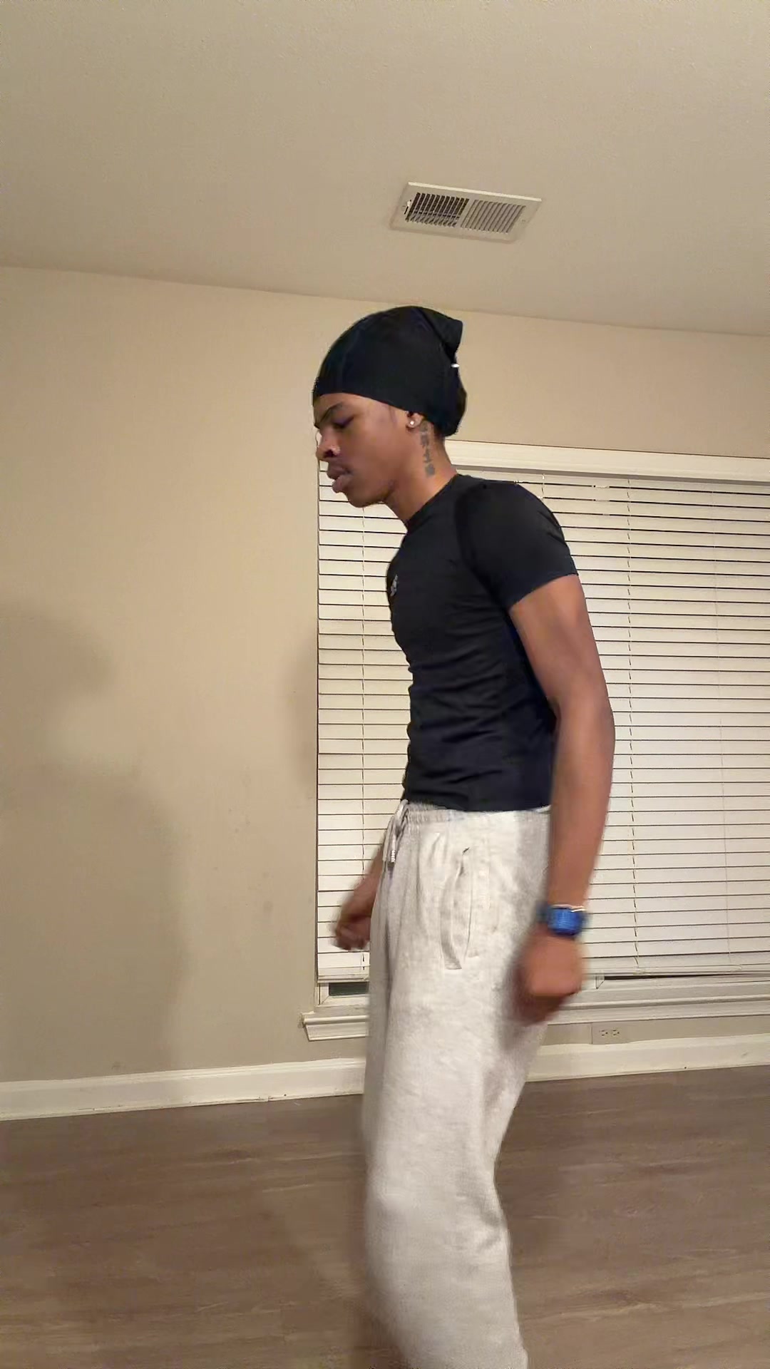 @mr.hunnitrackzz🕺