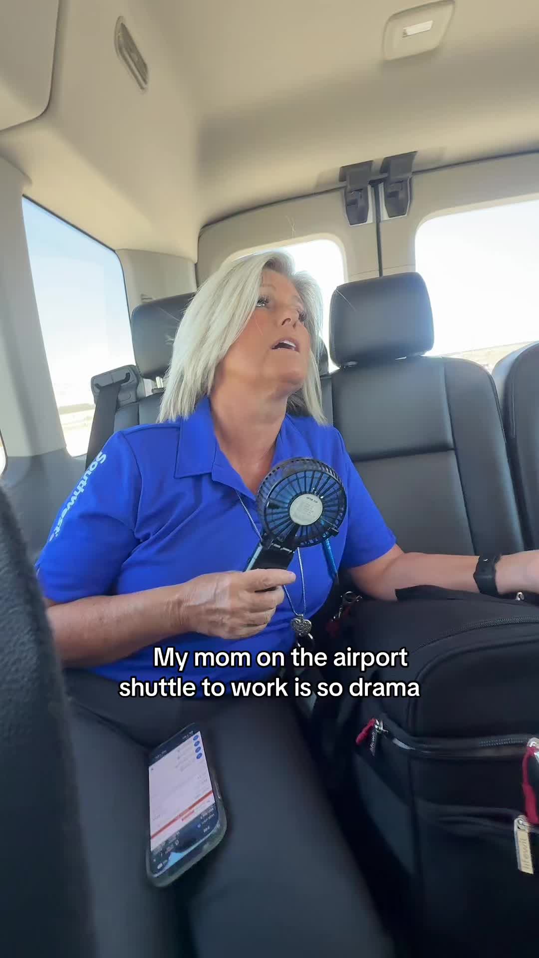 @Charli ✈️