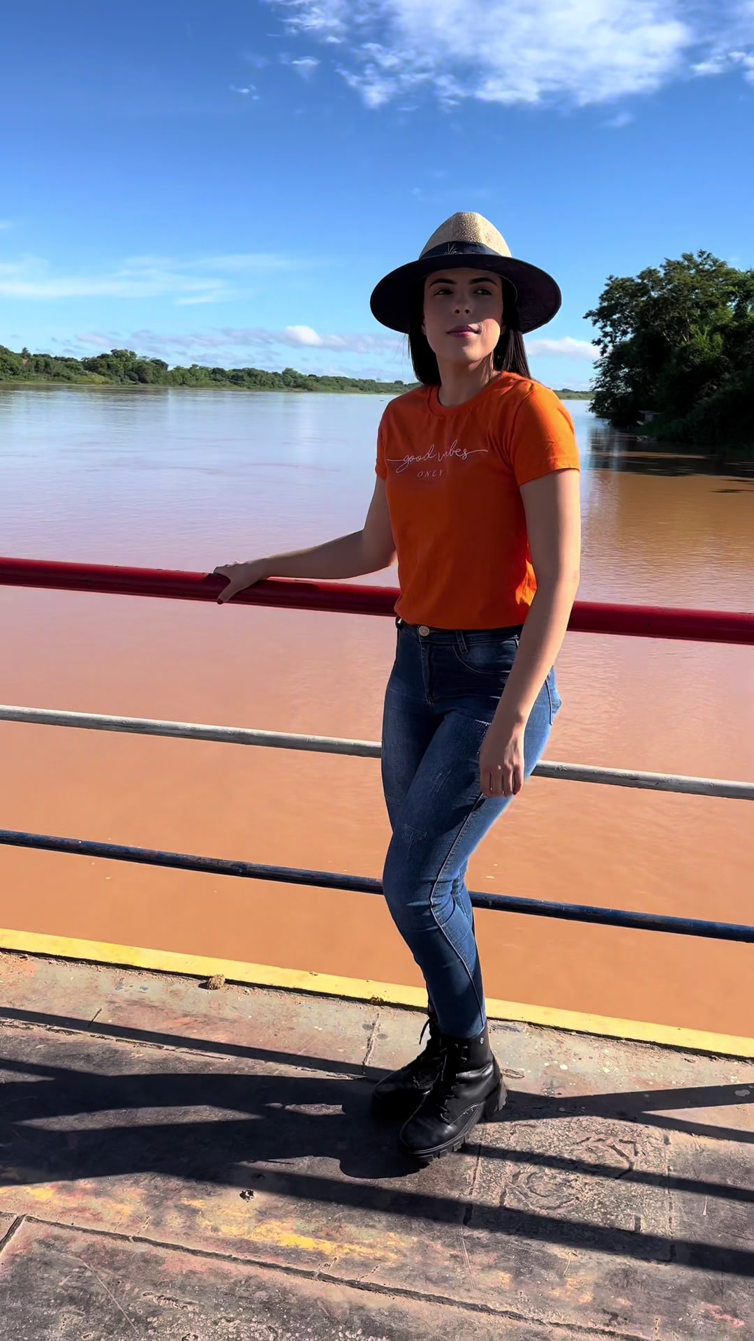 @thamirissaraiva