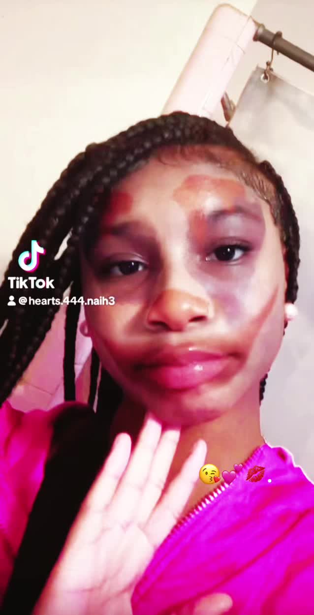 @HEARTS.444.NAIHPOOH ❤️💋😘