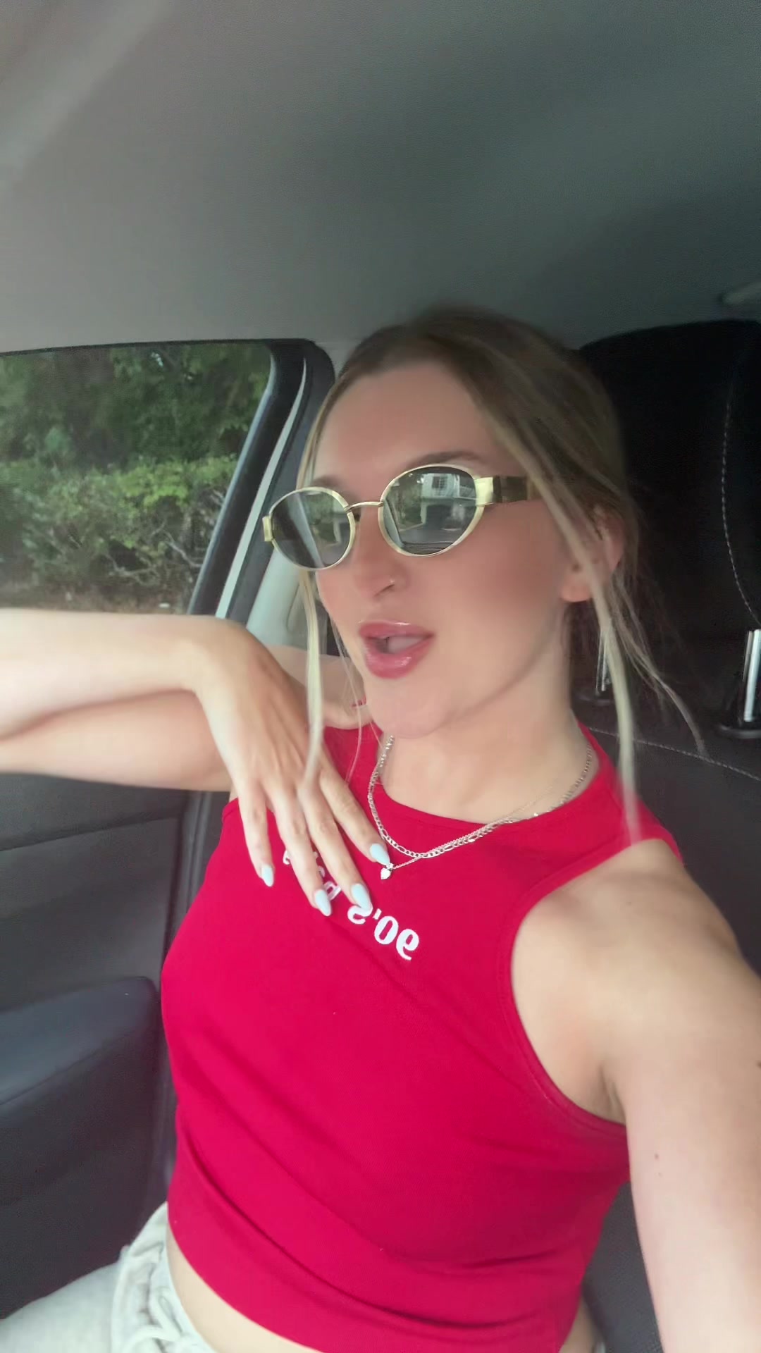 @Angelarohde99