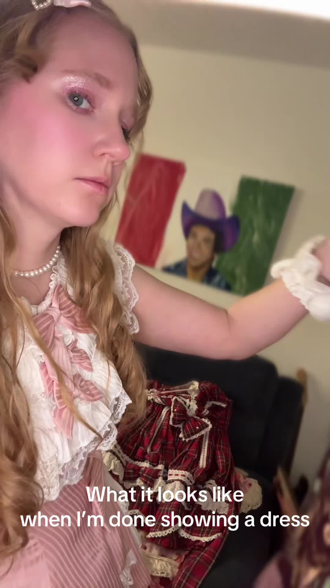 @Amber, Lady of Tea and Art
