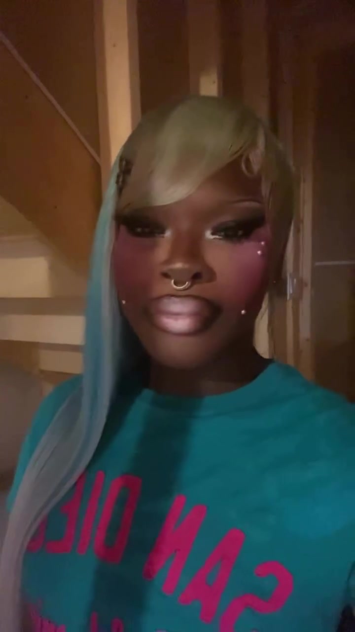 @#KenDaBarb