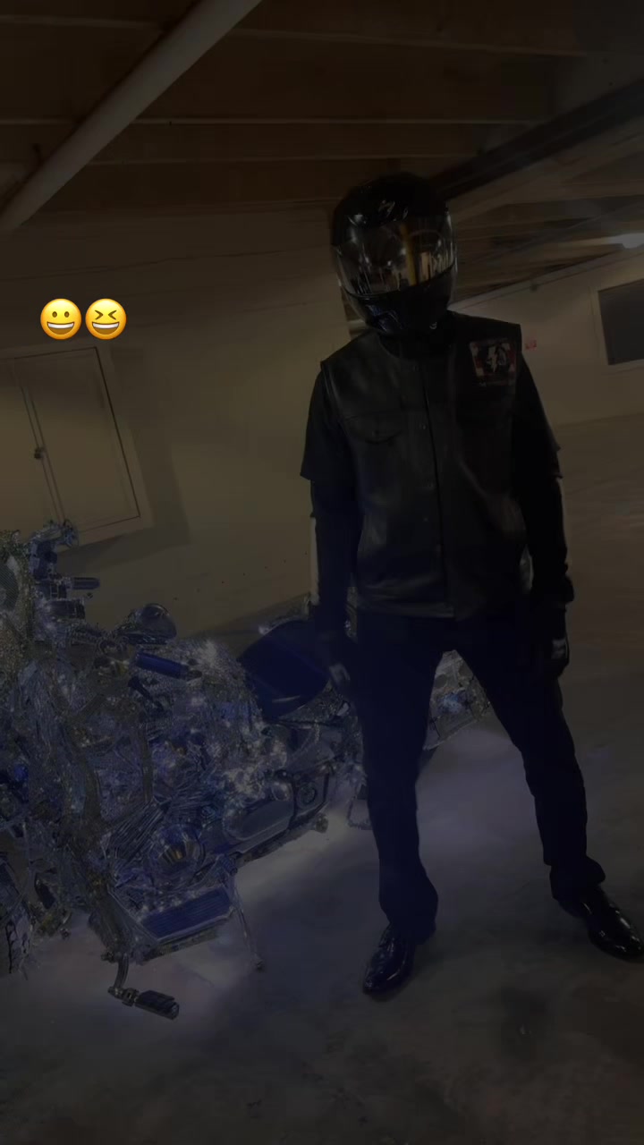 @The-Mystery-Man