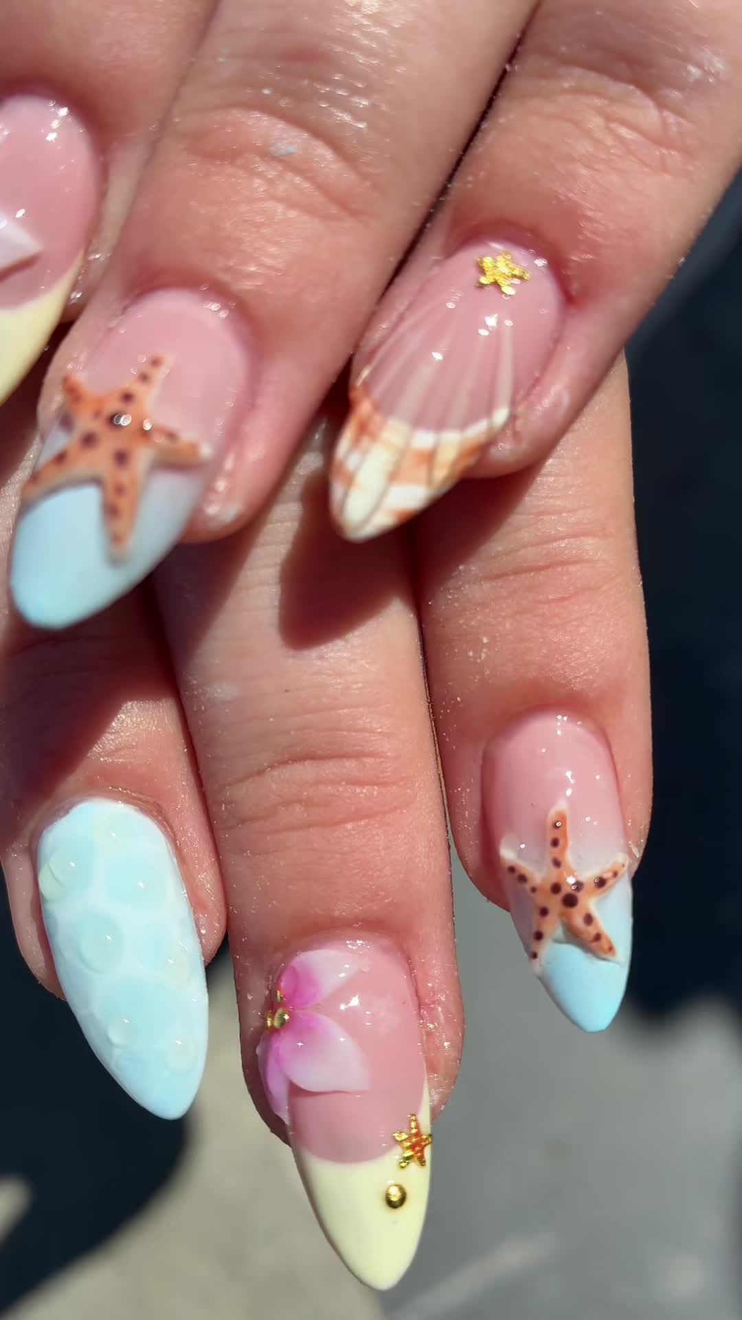 @blue sky nails del mar
