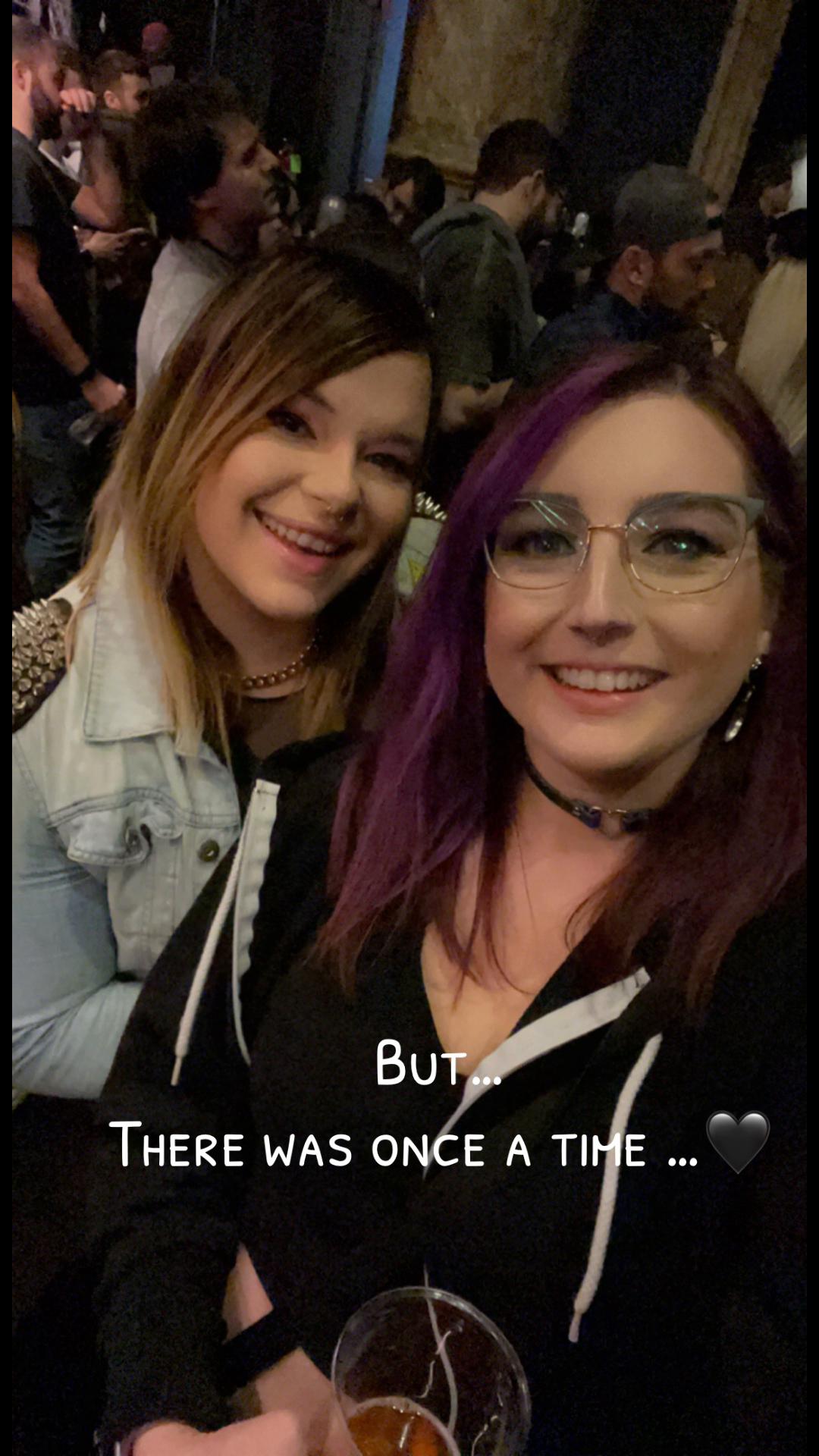 @T
