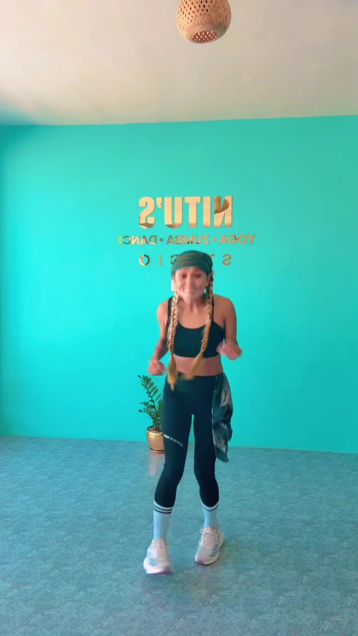 @Nitu singh yoga teacher zIn