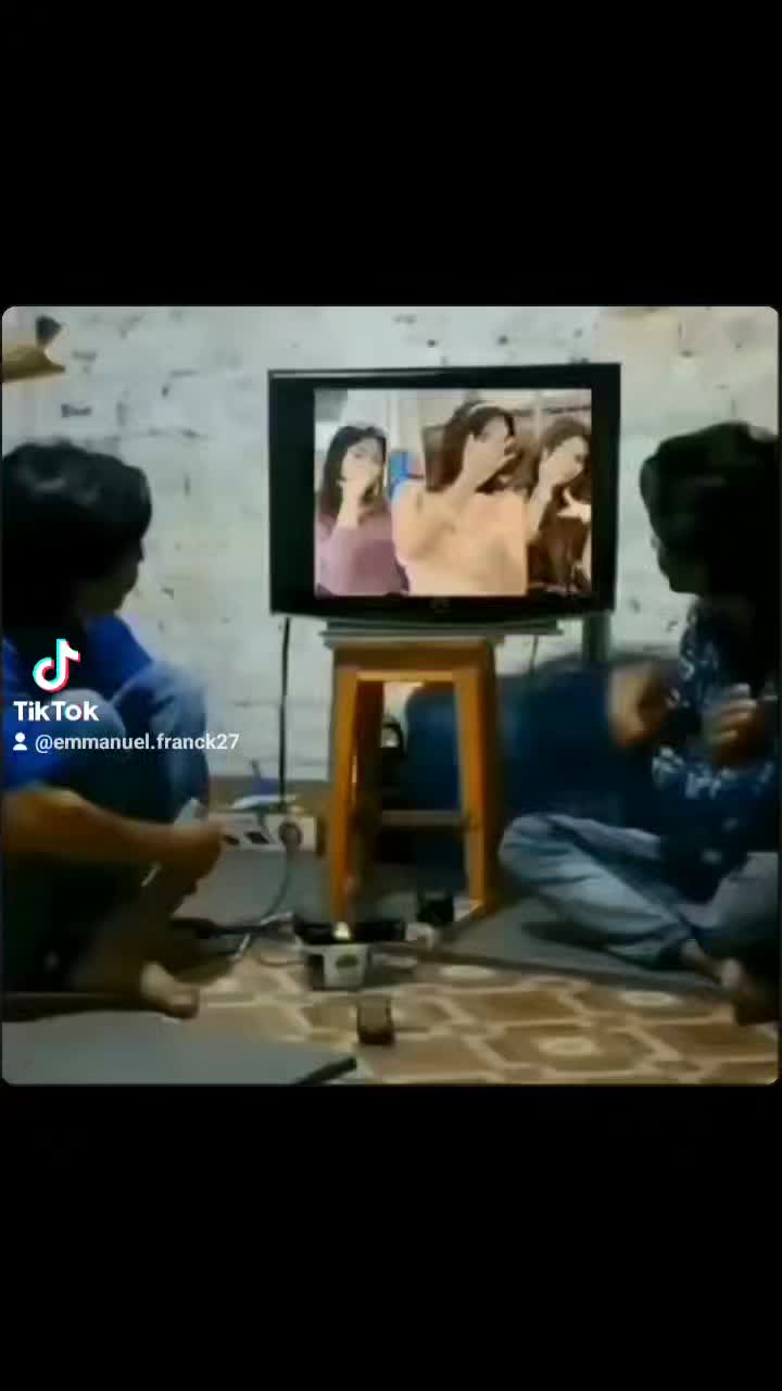 @u123456789