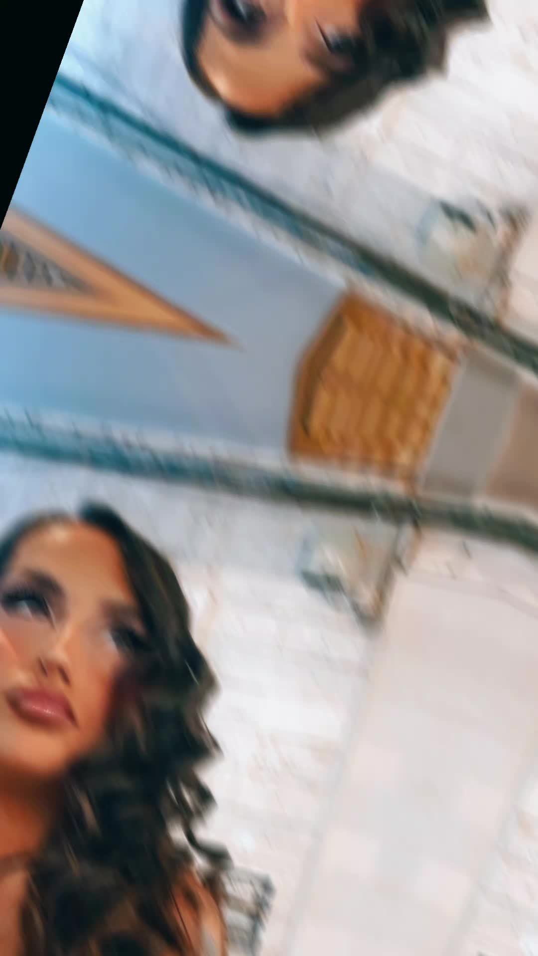 @tizianarebelgirl