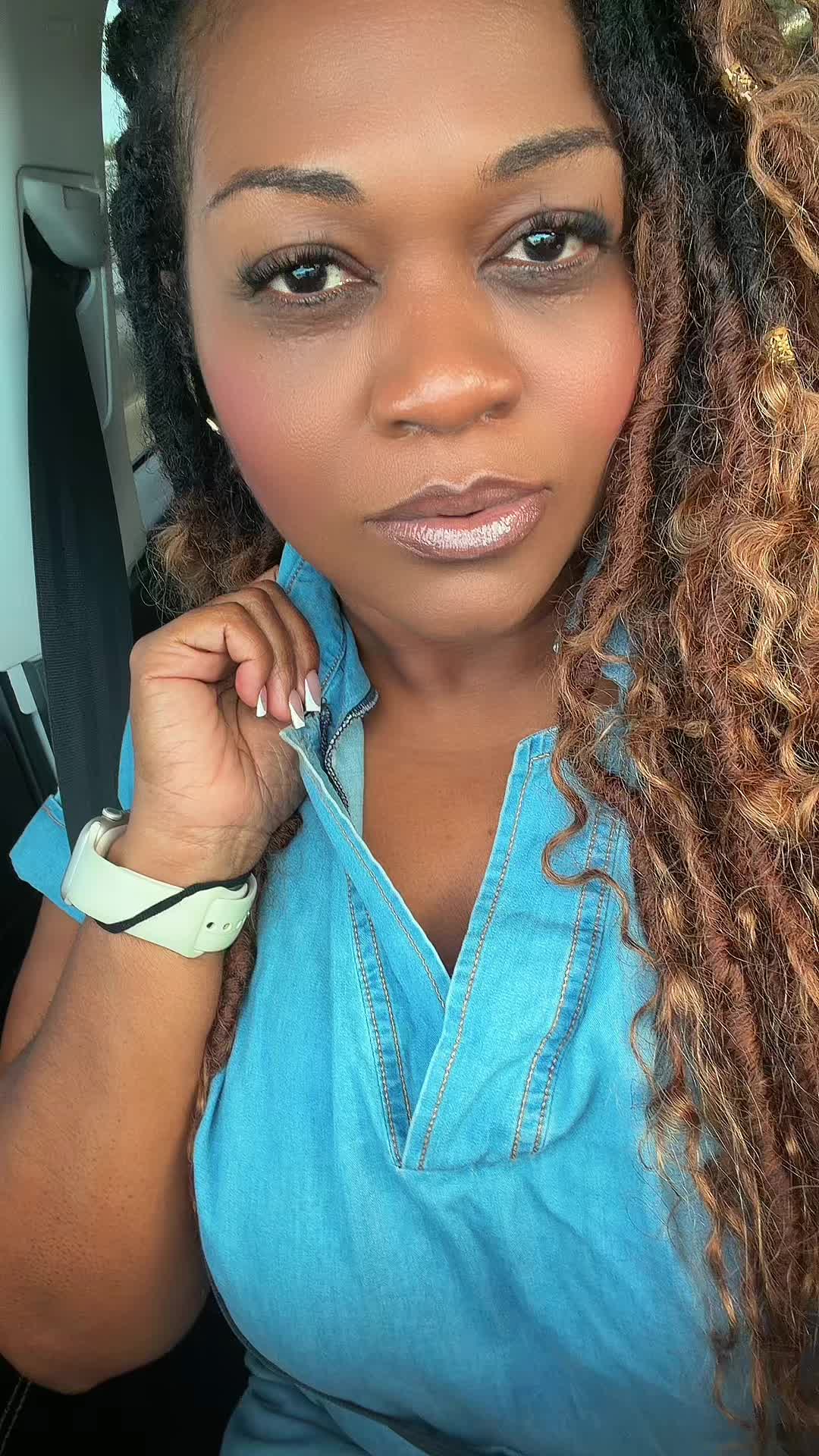 @Riri ✌🏾
