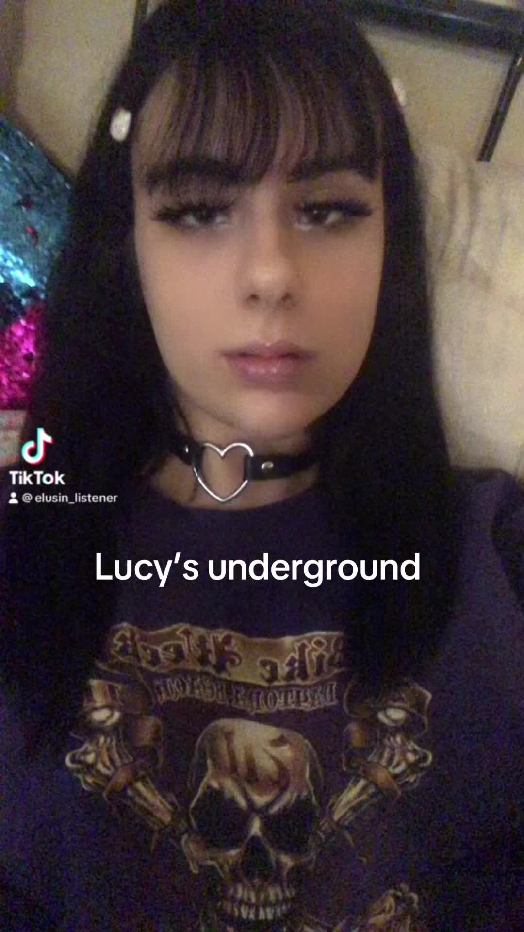 @:D