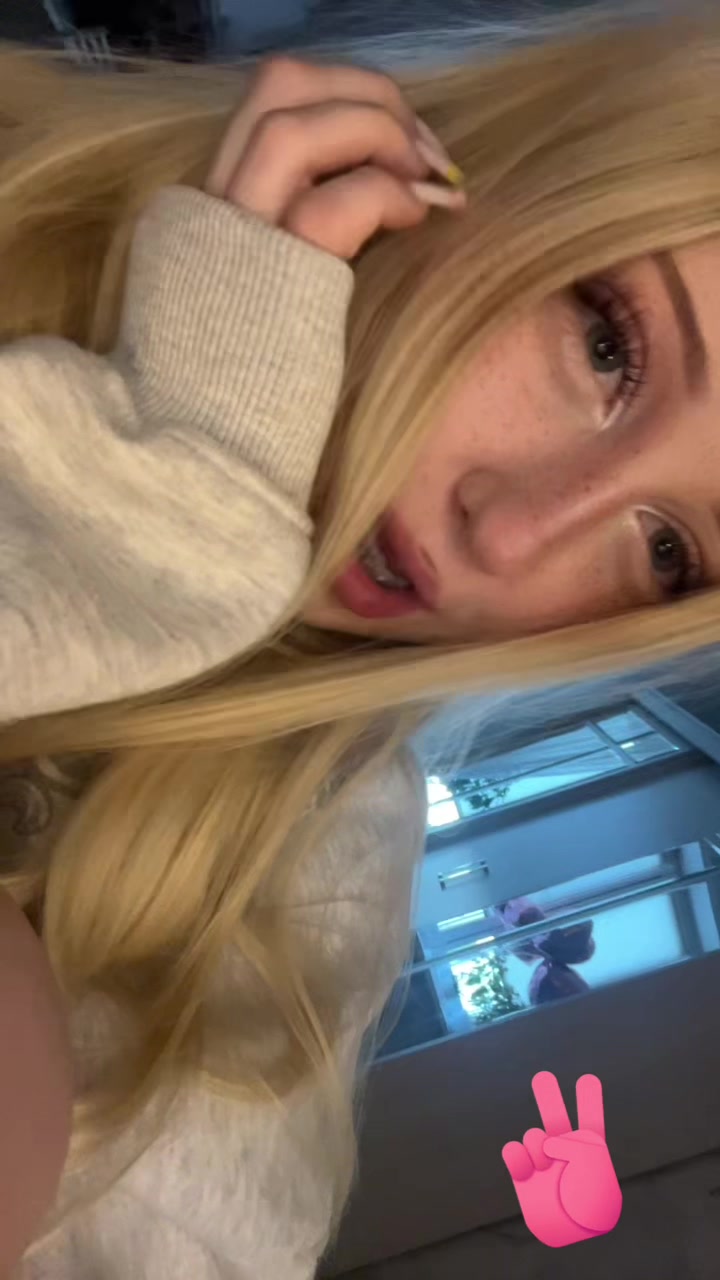 @بلوندي