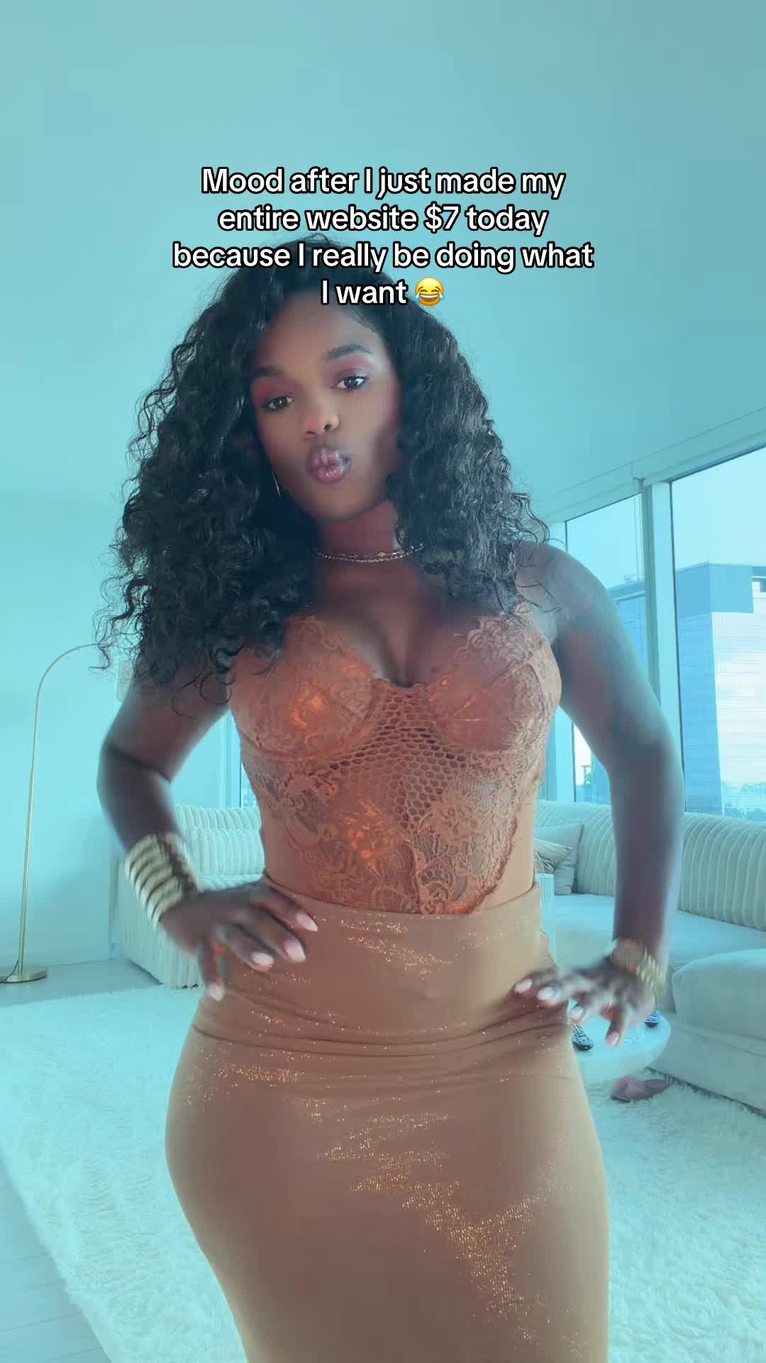 @thearielpryor