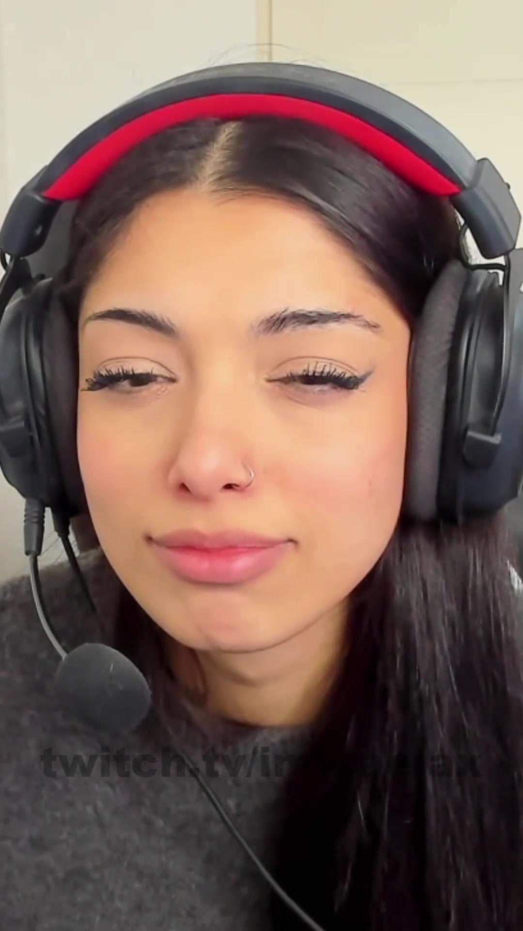 @Micaela