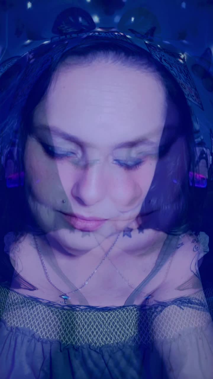 @Venus ❌️ 🐿 P5 🖤🪶