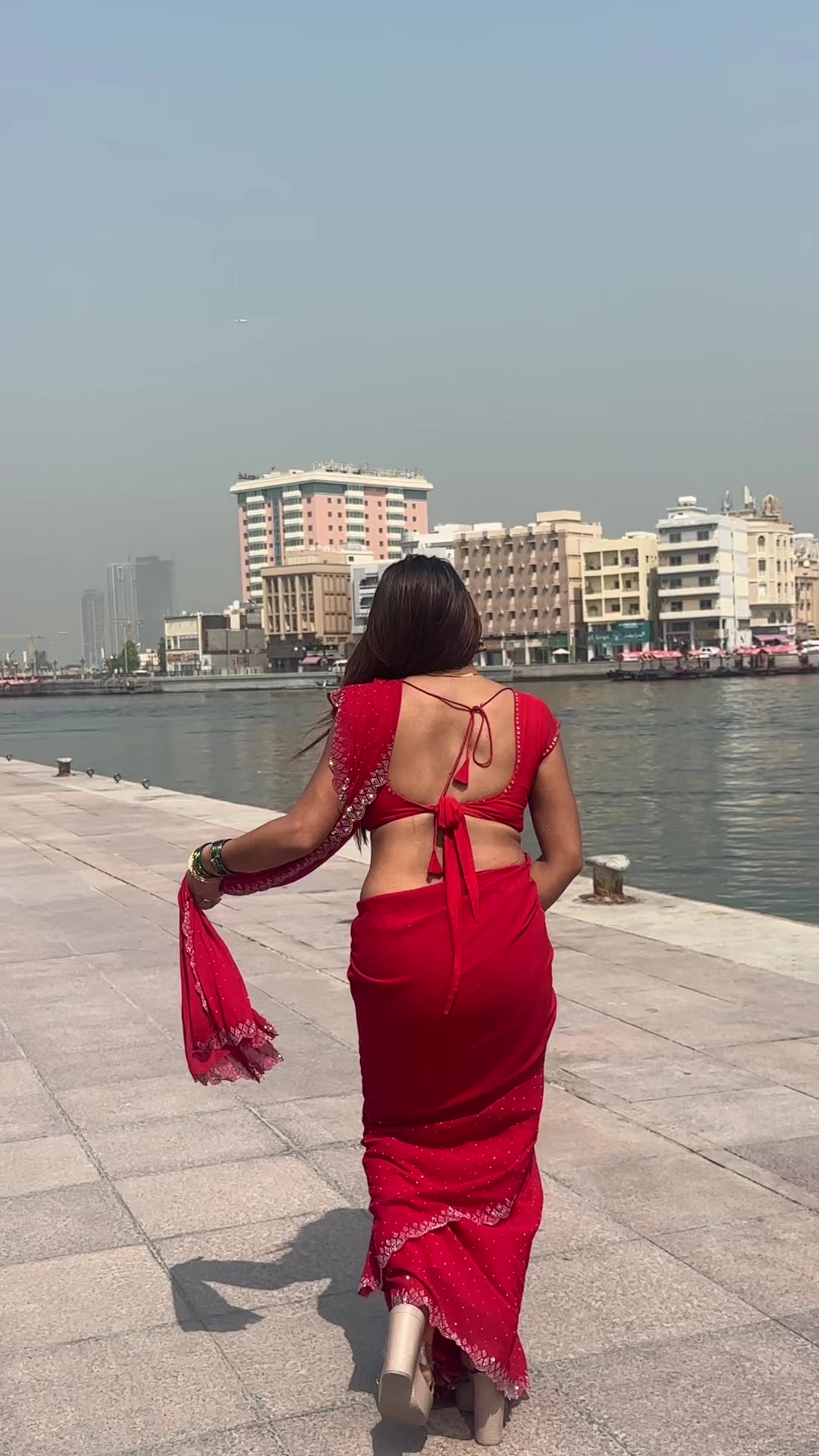 @असु