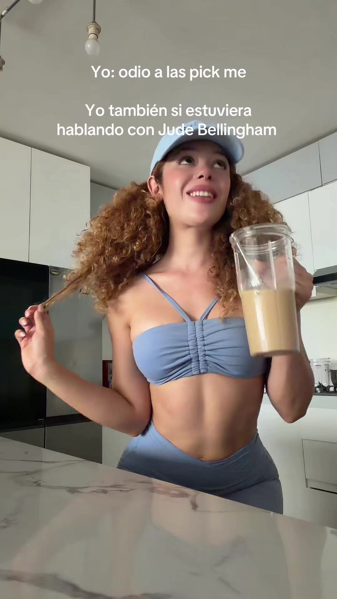 @Ari Gomez