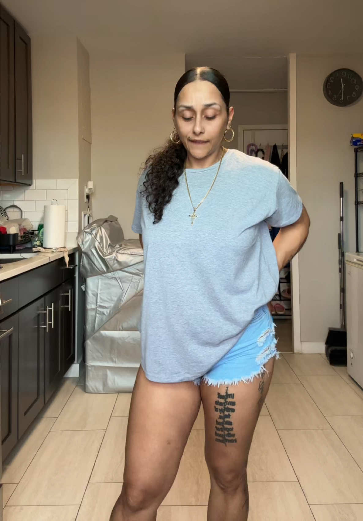 @momof4