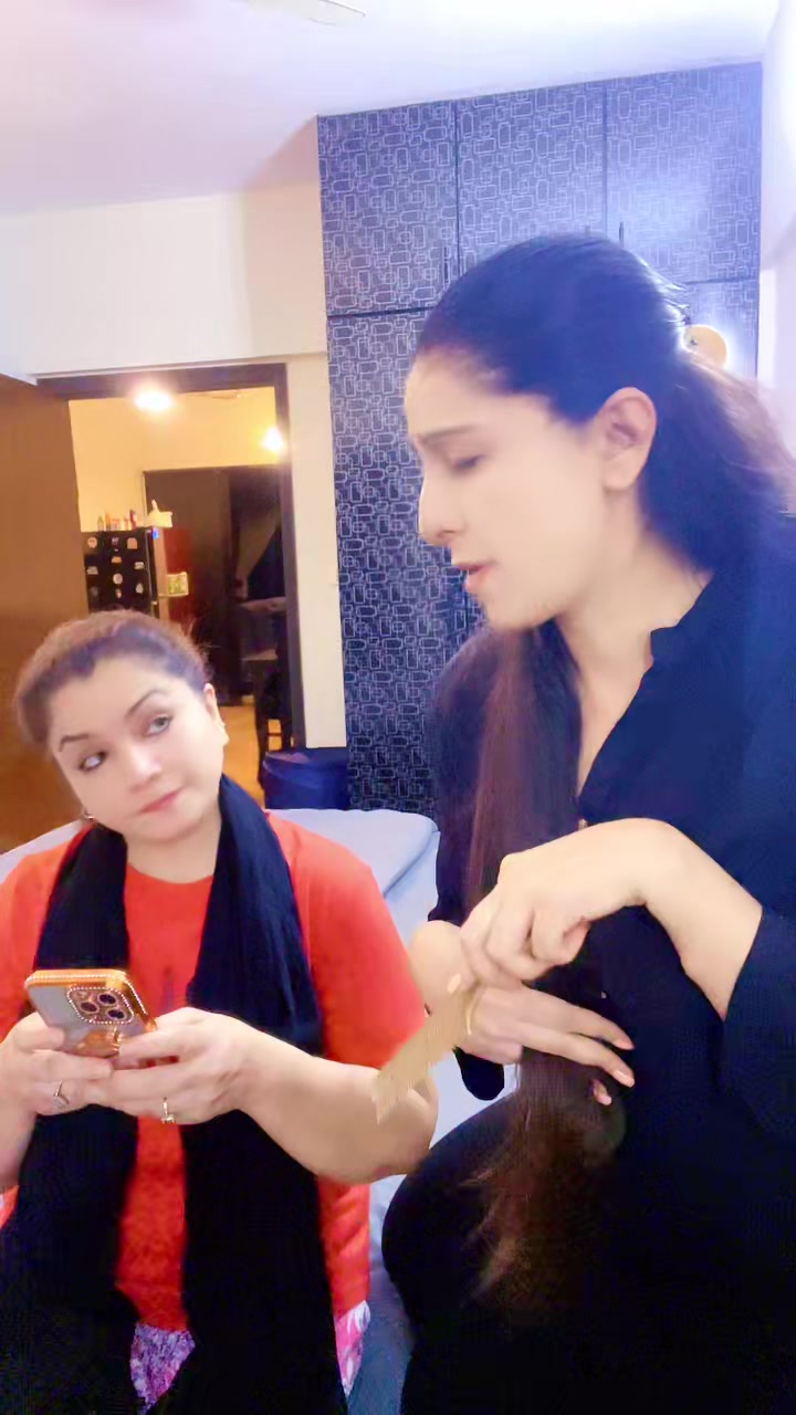 @Zarachandio