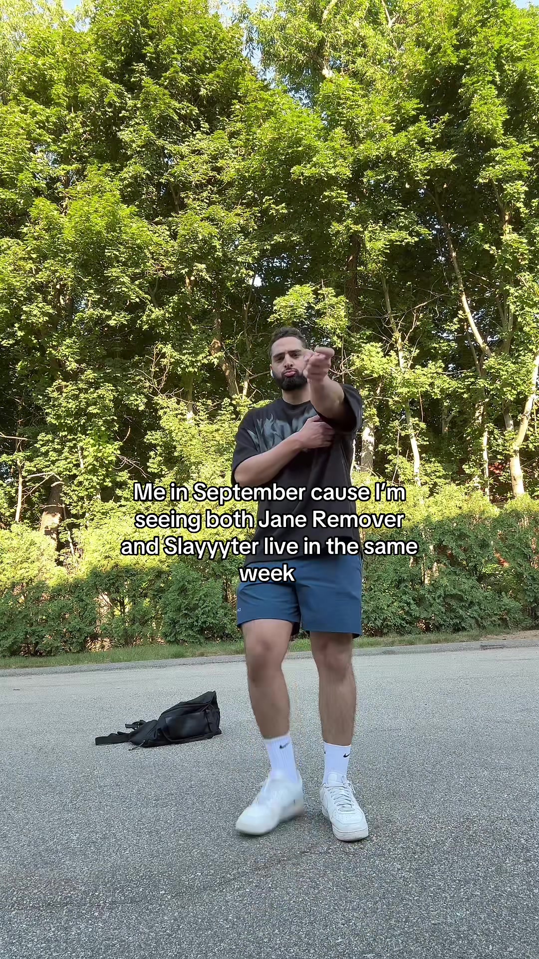 @Mo