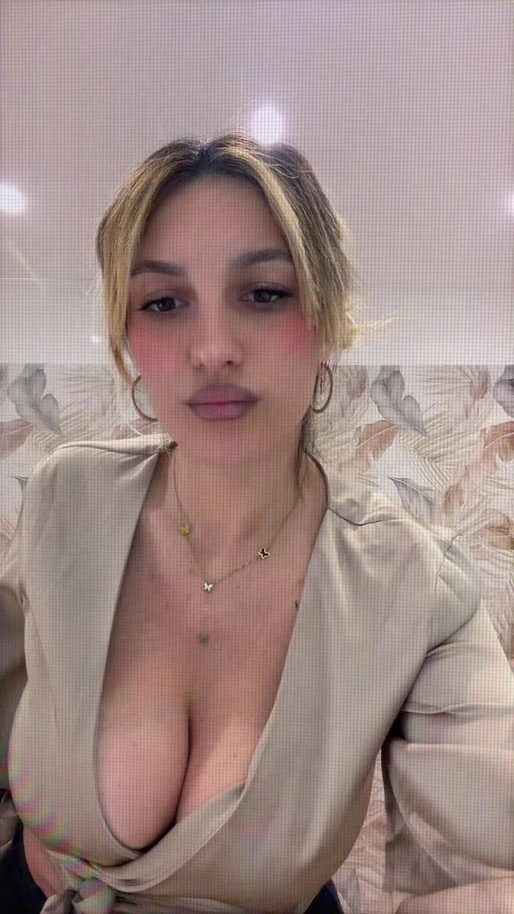 @ilaria_gallo_