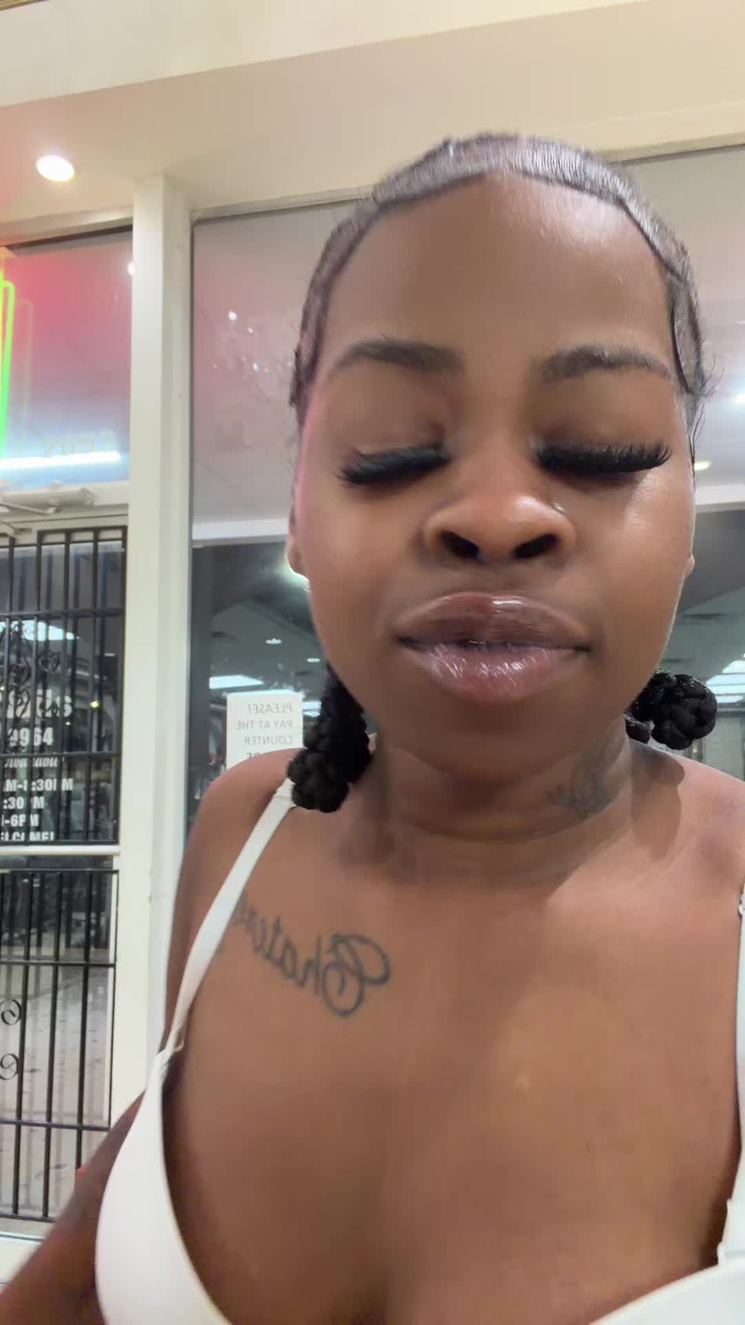 @more0fn4